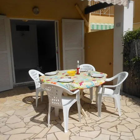 Appt 3 Pieces 35m2 Avec Terrasse 18m2 Ref 4057 Le Castellas